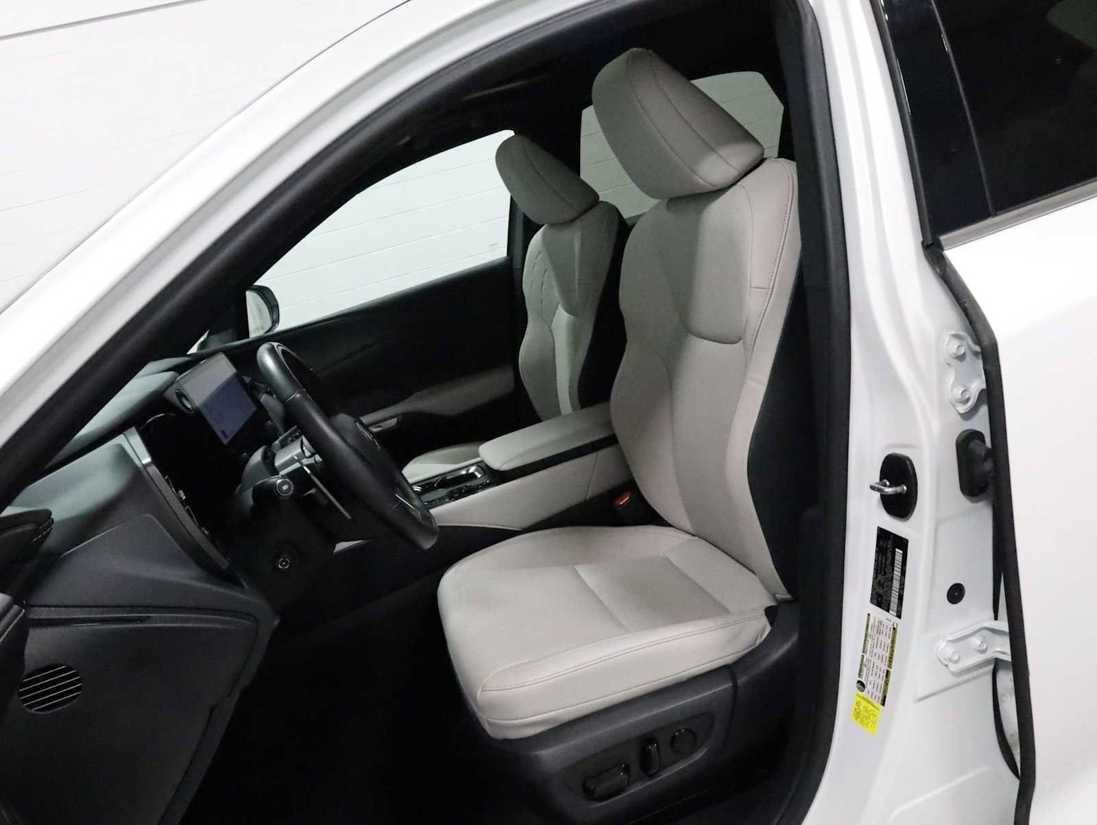 Used 2024 Lexus RX 350 Premium w/ Convenience Package AWD/4WD image 5