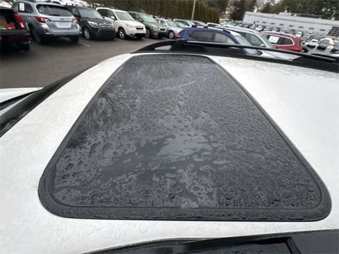 Certified 2025 Subaru Outback Limited image 6