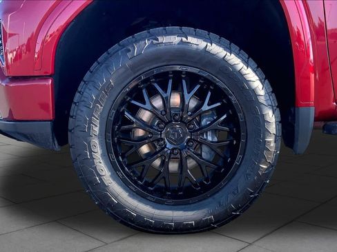 Used 2022 GMC Sierra 1500 AT4X AWD/4WD image 11