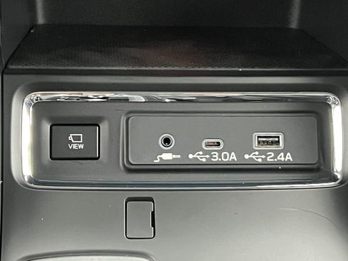 New 2026 Subaru Ascent Limited image 32