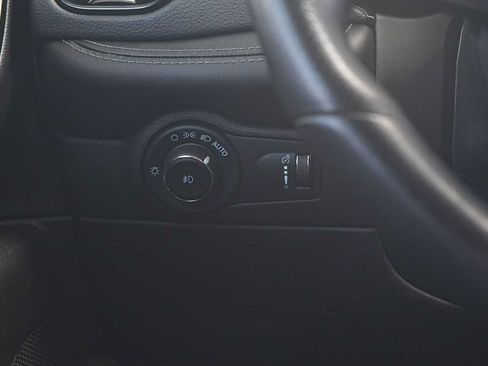 Used 2021 Dodge Durango GT RWD image 21