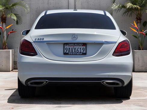 Used 2021 Mercedes-Benz C 300 Sedan w/ Premium Package image 5