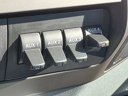 Used 2023 Ford F650 2WD Regular Cab Super Duty image 23