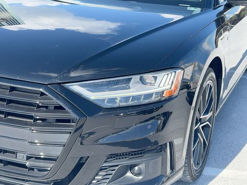 Used 2021 Audi A8 L 4.0T image 11