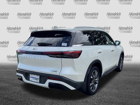 Used 2024 INFINITI QX60 Luxe FWD image 9