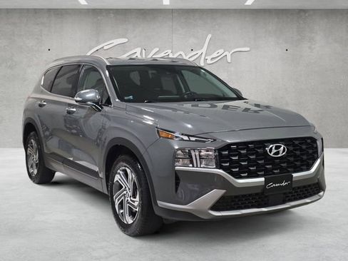 Used 2023 Hyundai Santa Fe SEL FWD image 2