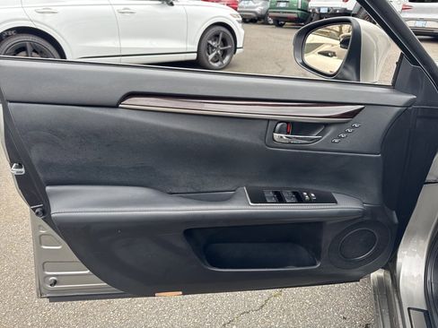 Used 2018 Lexus ES 350 w/ Navigation System Package image 12