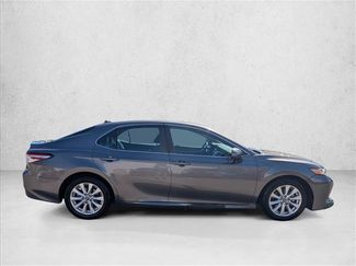 Used 2019 Toyota Camry LE FWD video 4