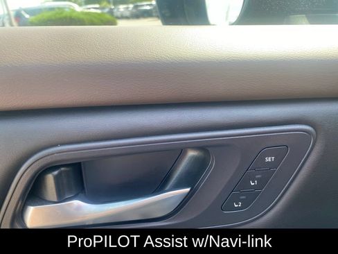 Used 2023 Nissan Rogue SL w/ SL Premium Package FWD image 14
