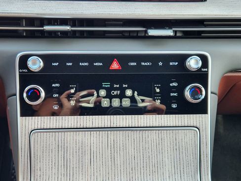 New 2026 Genesis GV80 3.5T Prestige image 13