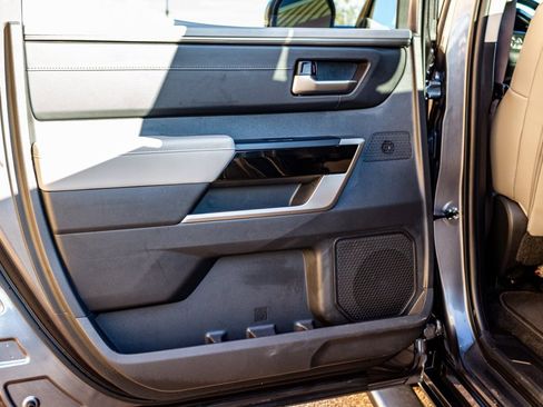 Used 2024 Toyota Tundra Limited image 24