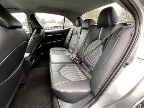Used 2023 Toyota Camry SE FWD image 25