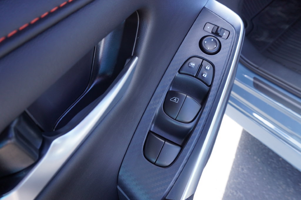 Certified 2025 Nissan Sentra SR FWD image 14