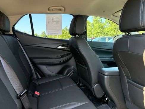 Used 2024 Buick Encore GX Sport Touring w/ Advanced Technology Package AWD/4WD image 17
