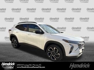 Used 2025 Chevrolet Trax RS w/ Driver Confidence Package video 1