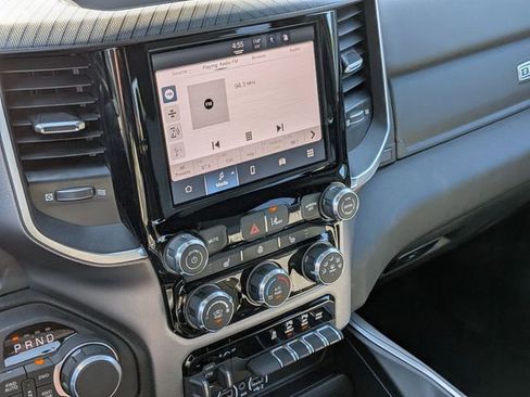 New 2026 RAM 1500 4x4 Crew Cab image 17