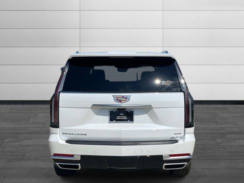 Used 2025 Cadillac Escalade Premium Luxury w/ Touring Package AWD/4WD image 4