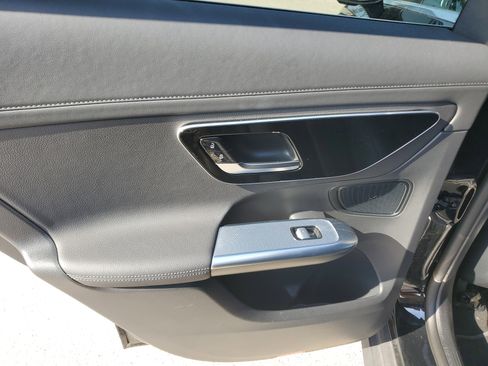 Used 2024 Mercedes-Benz GLC 300 w/ Winter Package image 13