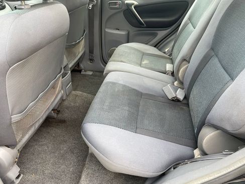 Used 2003 Toyota RAV4 2WD image 17