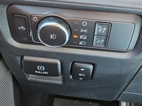 Used 2021 Ford F150 Lariat w/ Equipment Group 502A High image 13