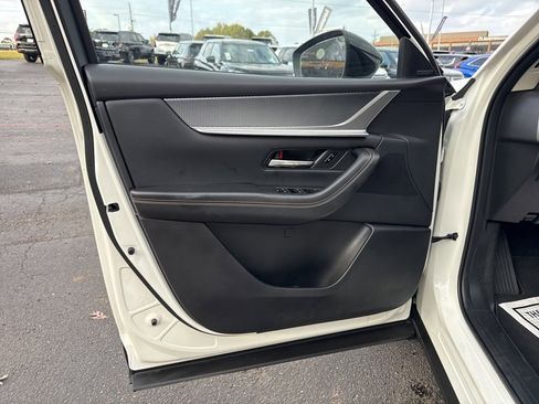 Used 2025 MAZDA CX-70 Plug-In Hybrid w/ Premium Pkg image 12