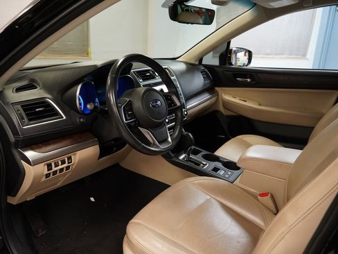 Used 2018 Subaru Outback 3.6R Limited image 7