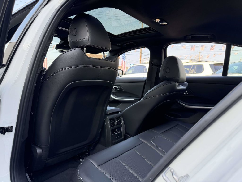 Used 2026 BMW M340i RWD image 19