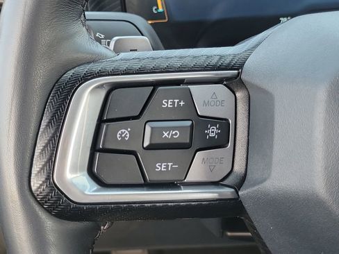 Used 2025 Ford Mustang GT RWD image 5