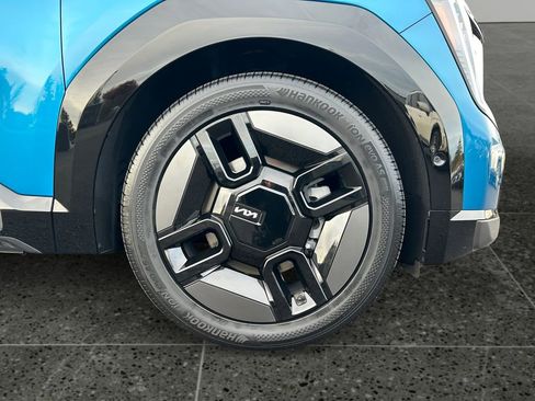 Used 2024 Kia EV9 GT-Line image 9