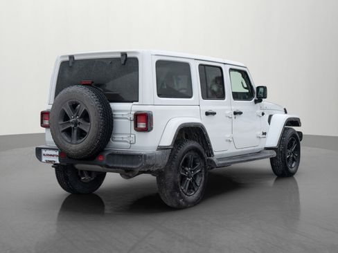 Used 2021 Jeep Wrangler Unlimited Sahara image 7