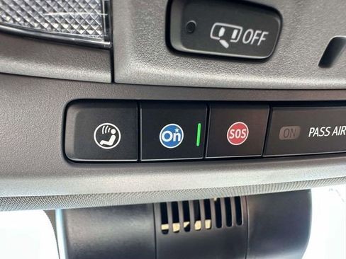 Certified 2025 Chevrolet Silverado 1500 LT image 25