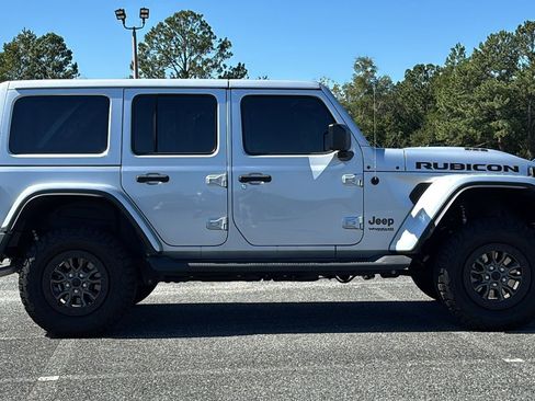 Used 2022 Jeep Wrangler Unlimited Rubicon image 36