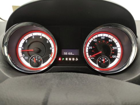 Used 2017 Dodge Grand Caravan SE FWD image 23