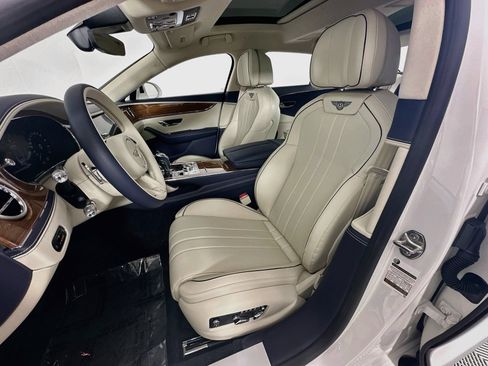 Used 2026 Bentley Flying Spur V8 AWD/4WD image 21