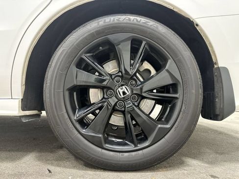Used 2024 Honda Odyssey Sport image 11