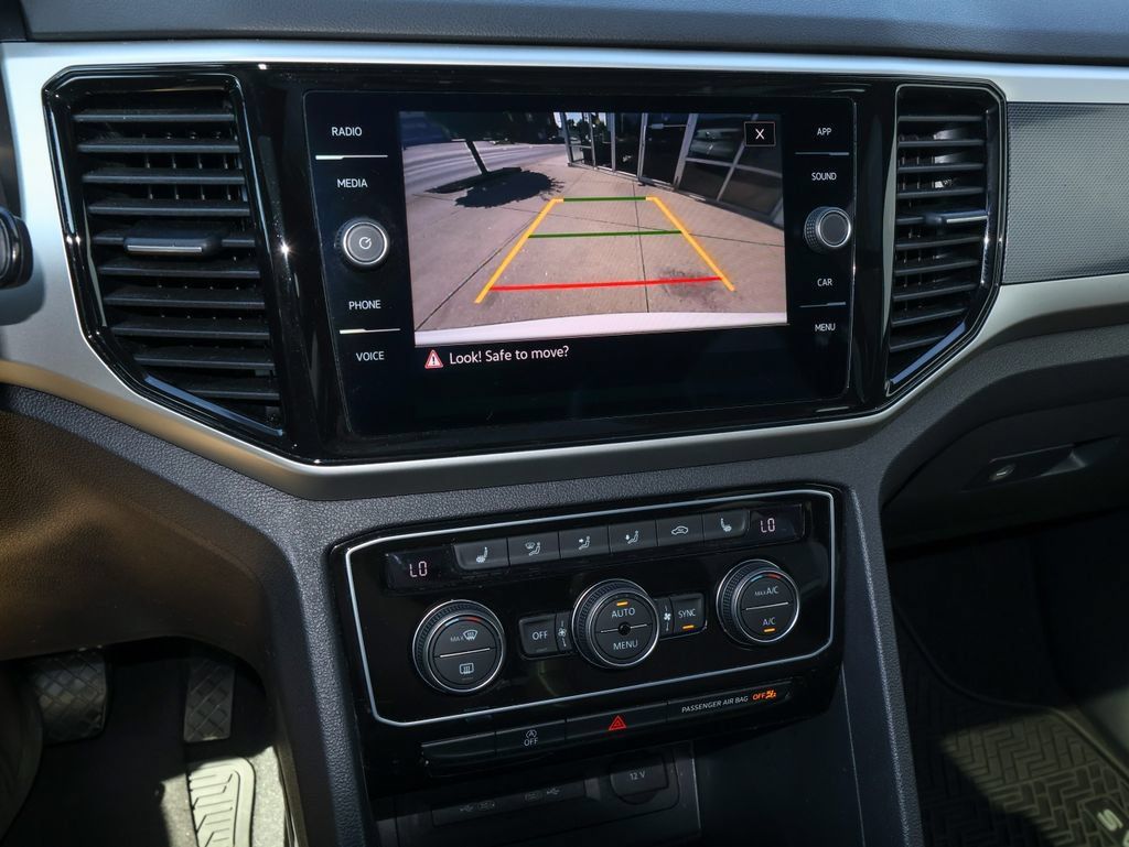 Used 2023 Volkswagen Atlas Cross Sport SE w/ Panoramic Sunroof Package FWD image 20