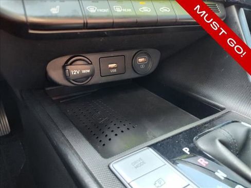 Used 2023 Hyundai Elantra SEL w/ Convenience Package FWD image 19