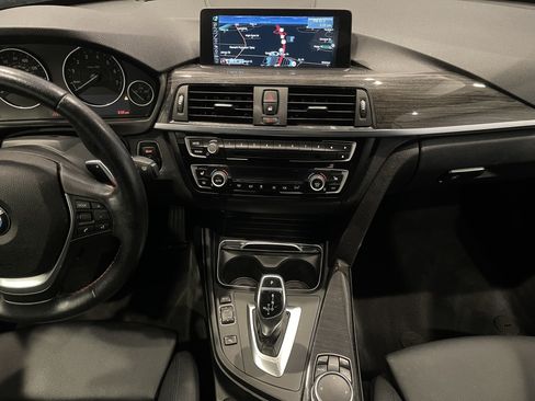 Used 2016 BMW 428i xDrive Convertible AWD/4WD image 17