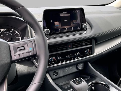 New 2026 Nissan Rogue SV FWD image 6