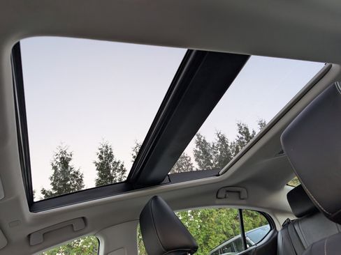 Certified 2019 Lexus ES 350 w/ Accessory Package image 19