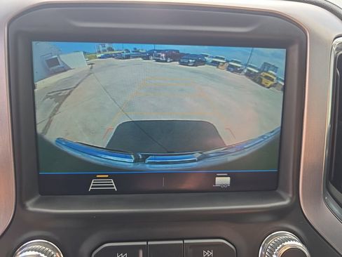 Used 2022 GMC Sierra 1500 SLE AWD/4WD image 24