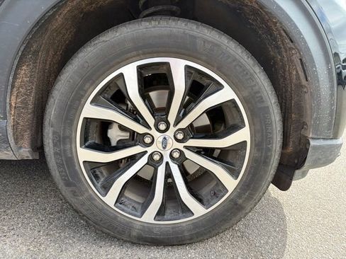 Certified 2025 Ford Explorer ST-Line AWD/4WD image 27