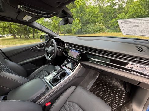 Used 2025 Audi RS Q8 performance AWD/4WD image 24