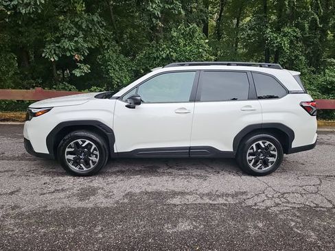 Certified 2026 Subaru Forester Premium AWD/4WD image 5