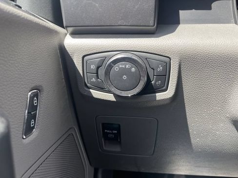 Certified 2018 Ford F150 XLT AWD/4WD image 27