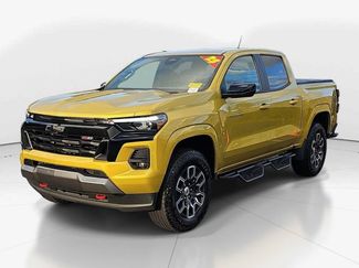 Used 2023 Chevrolet Colorado Z71 w/ Z71 Convenience Package 2 video 3