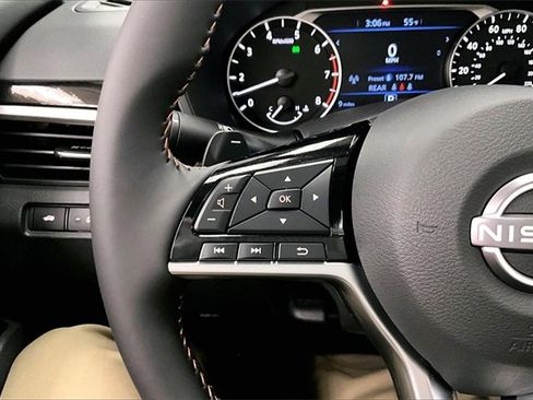 New 2025 Nissan Altima 2.5 SR w/ SR Premium Package image 21