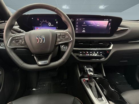 Used 2025 Buick Envista Avenir image 25