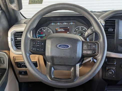 Used 2023 Ford F150 XLT image 23