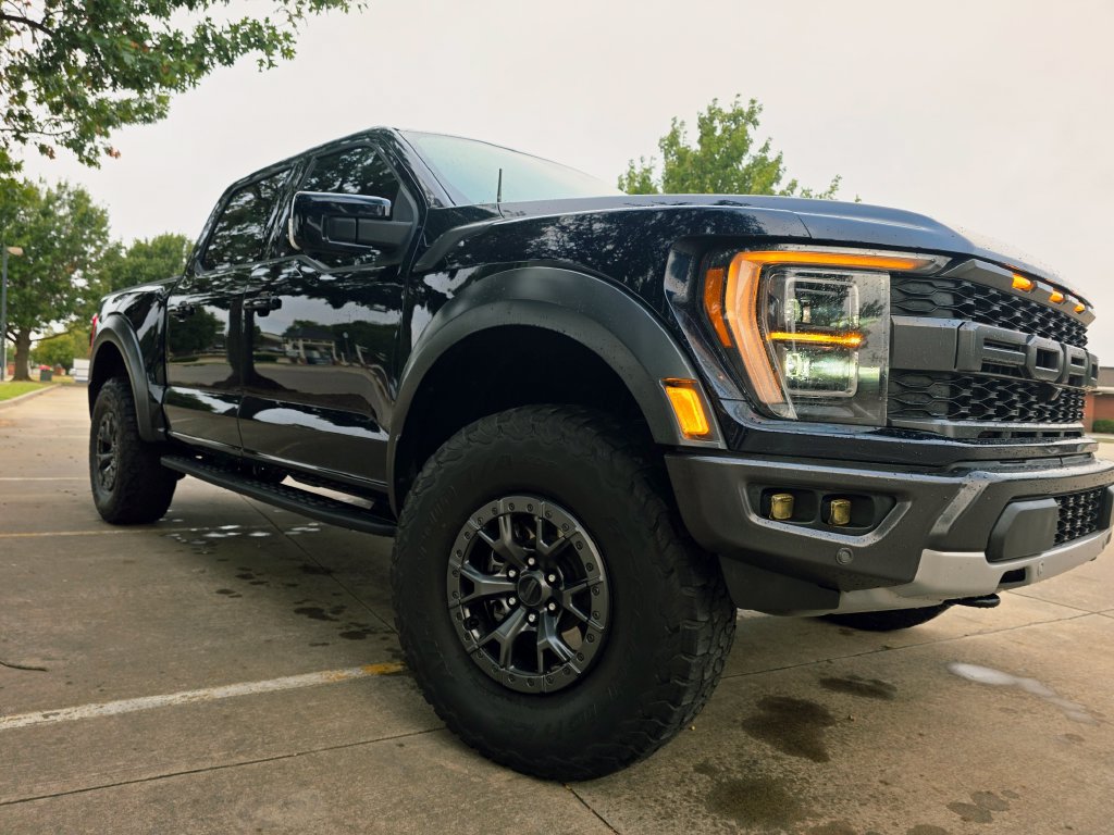 Used 2023 Ford F150 Raptor AWD/4WD image 7